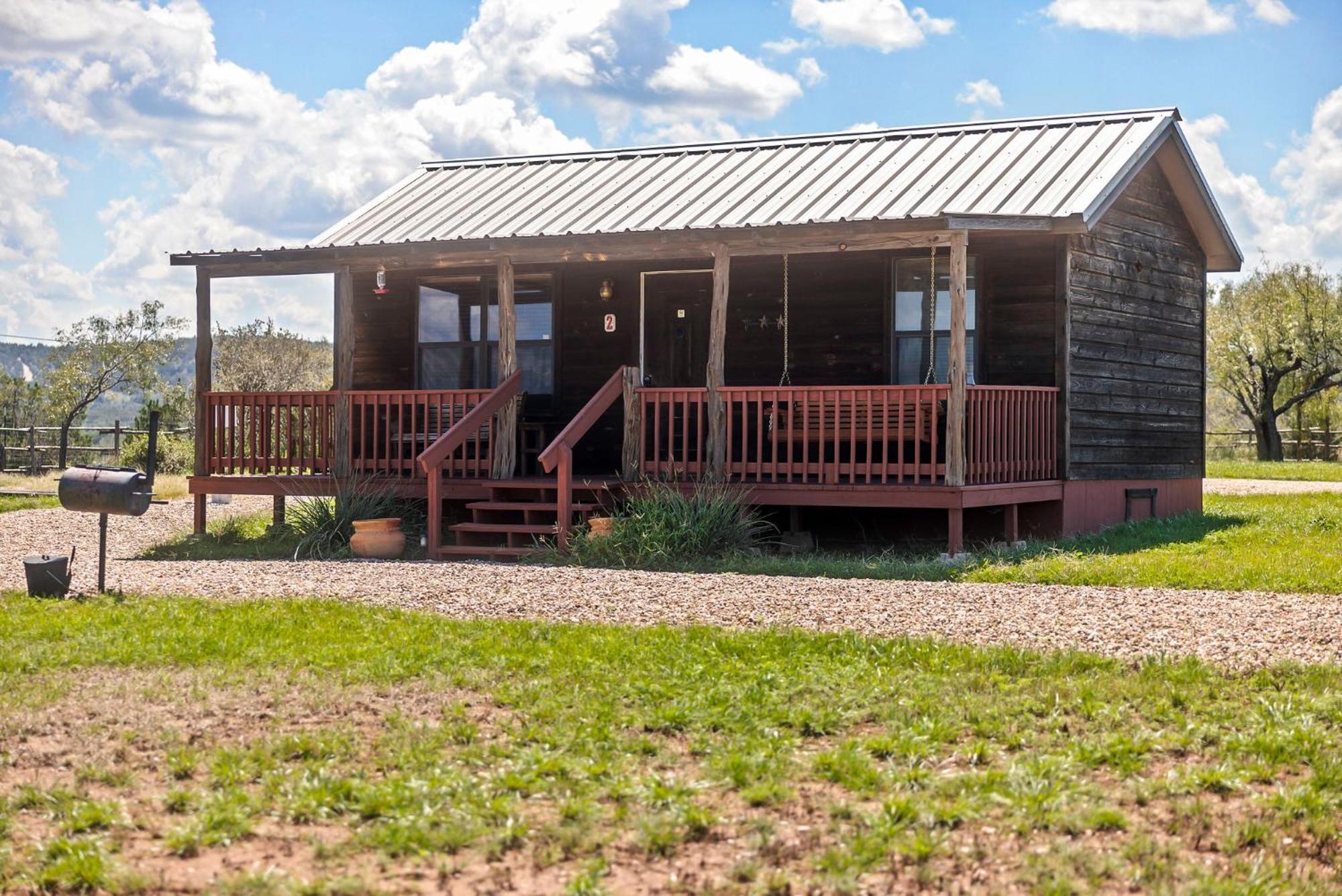 Enchanted Rockview Cabins Crabapple 外观 照片