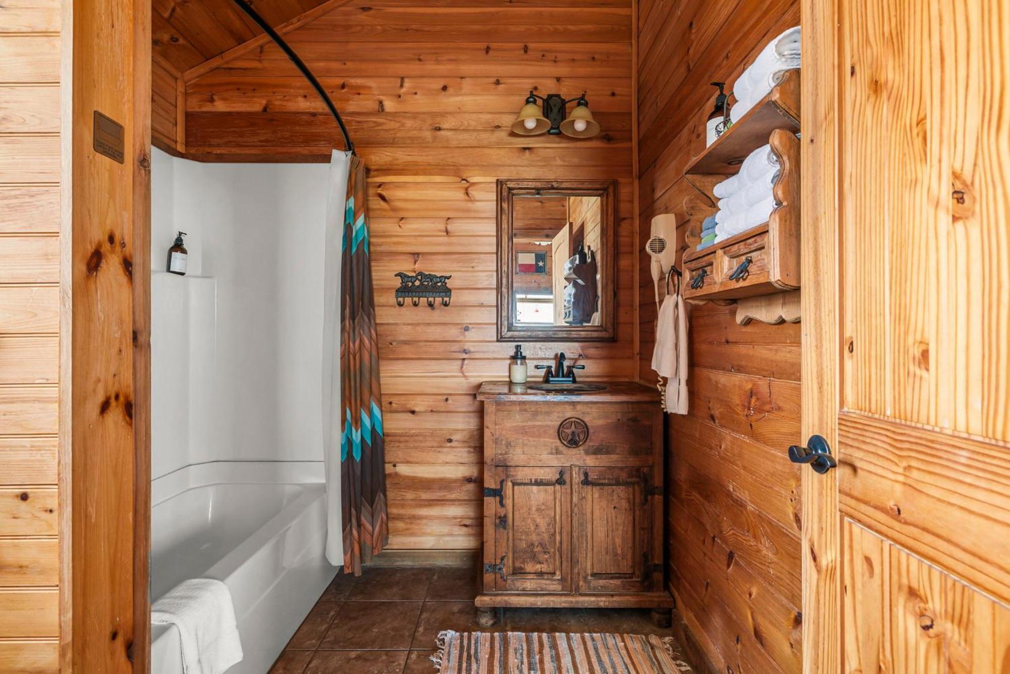 Enchanted Rockview Cabins Crabapple 客房 照片