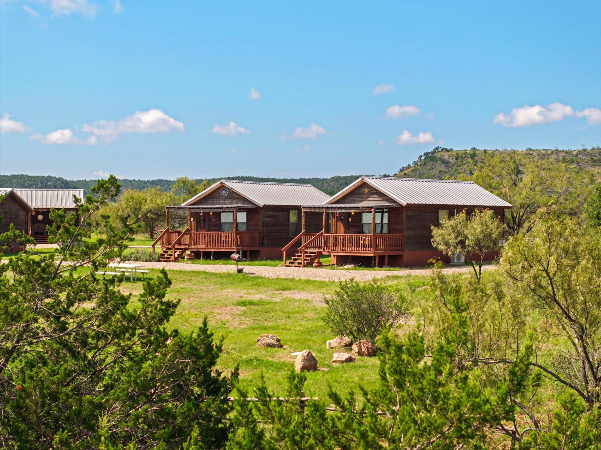 Enchanted Rockview Cabins Crabapple 外观 照片