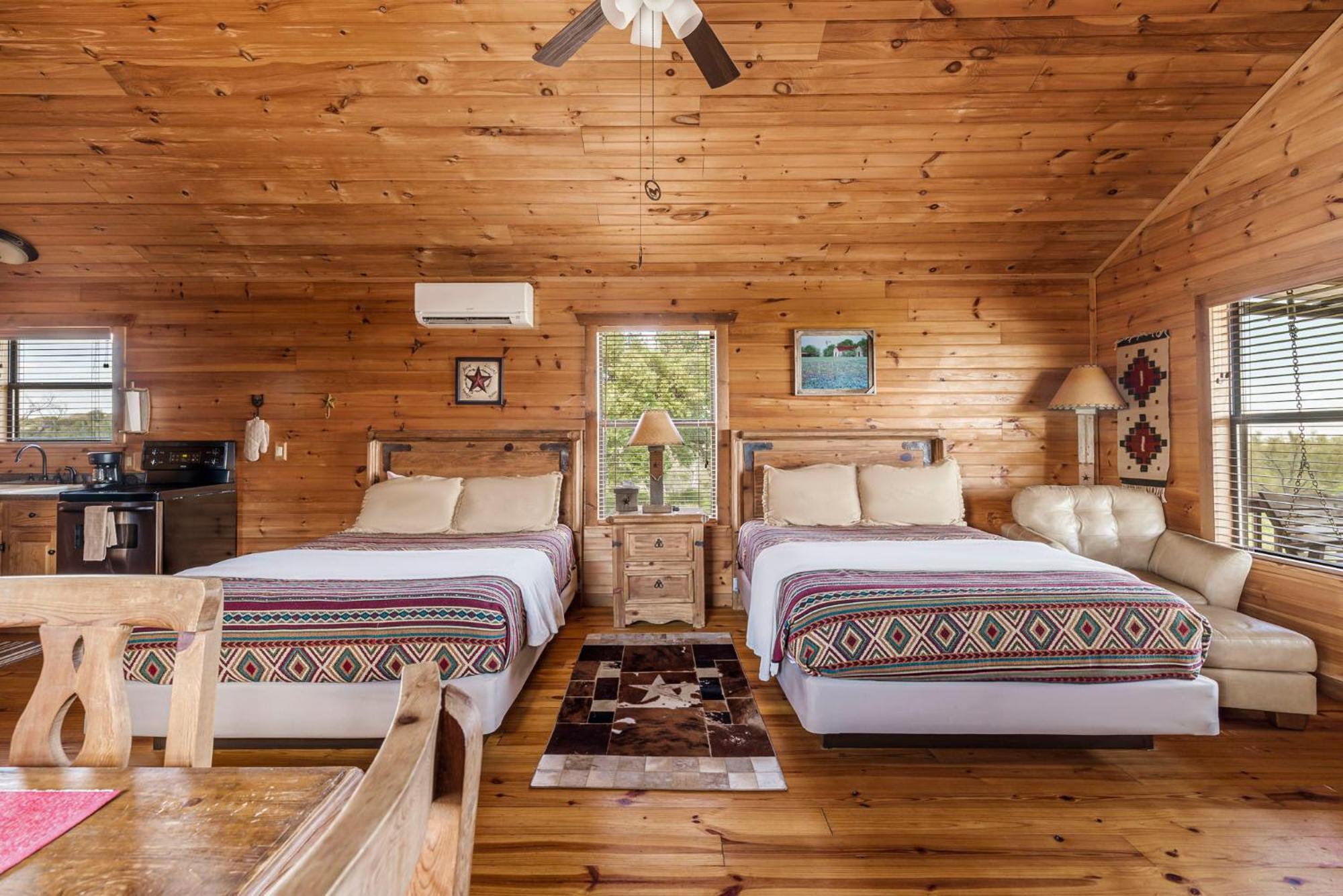 Enchanted Rockview Cabins Crabapple 客房 照片