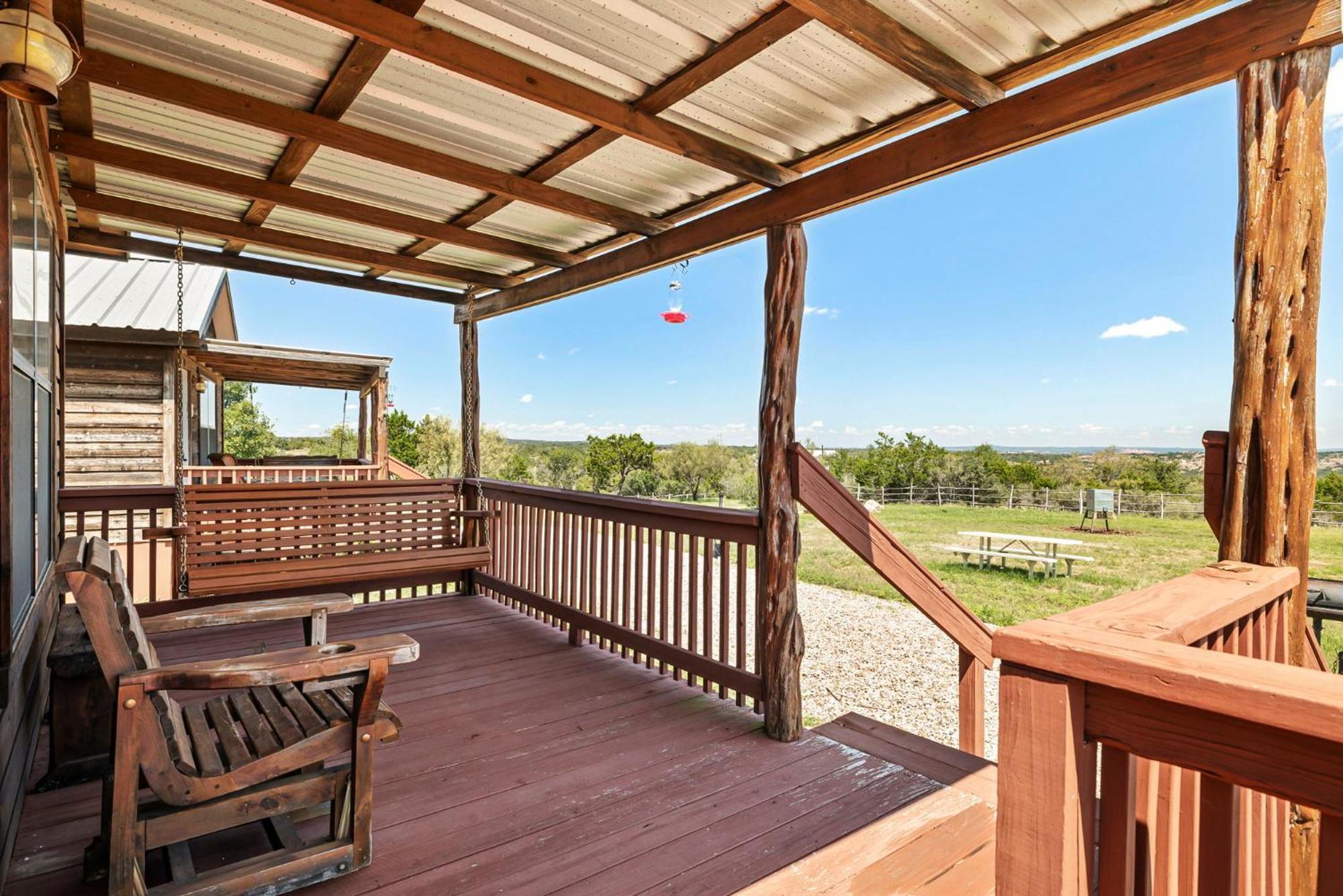 Enchanted Rockview Cabins Crabapple 外观 照片