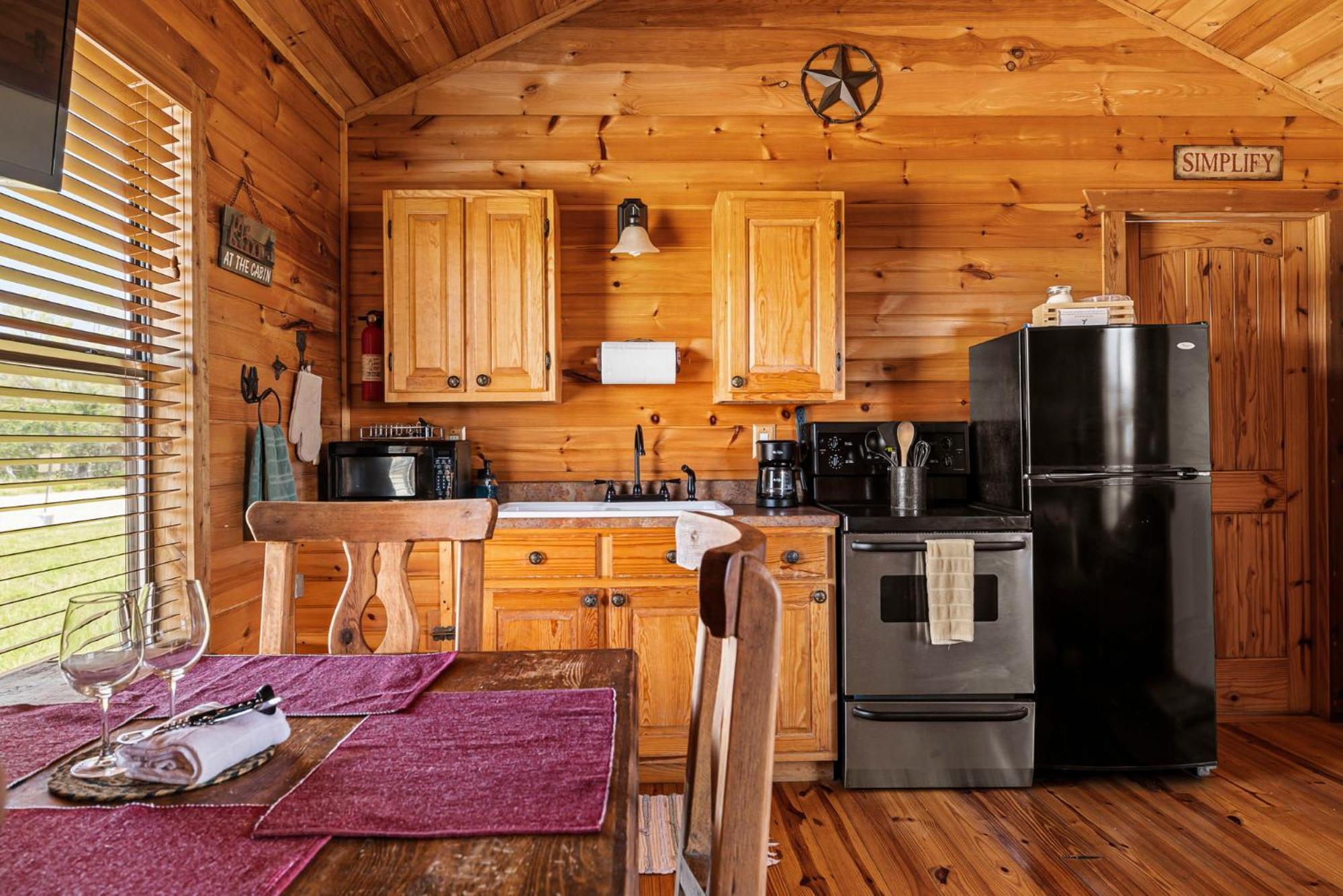 Enchanted Rockview Cabins Crabapple 客房 照片