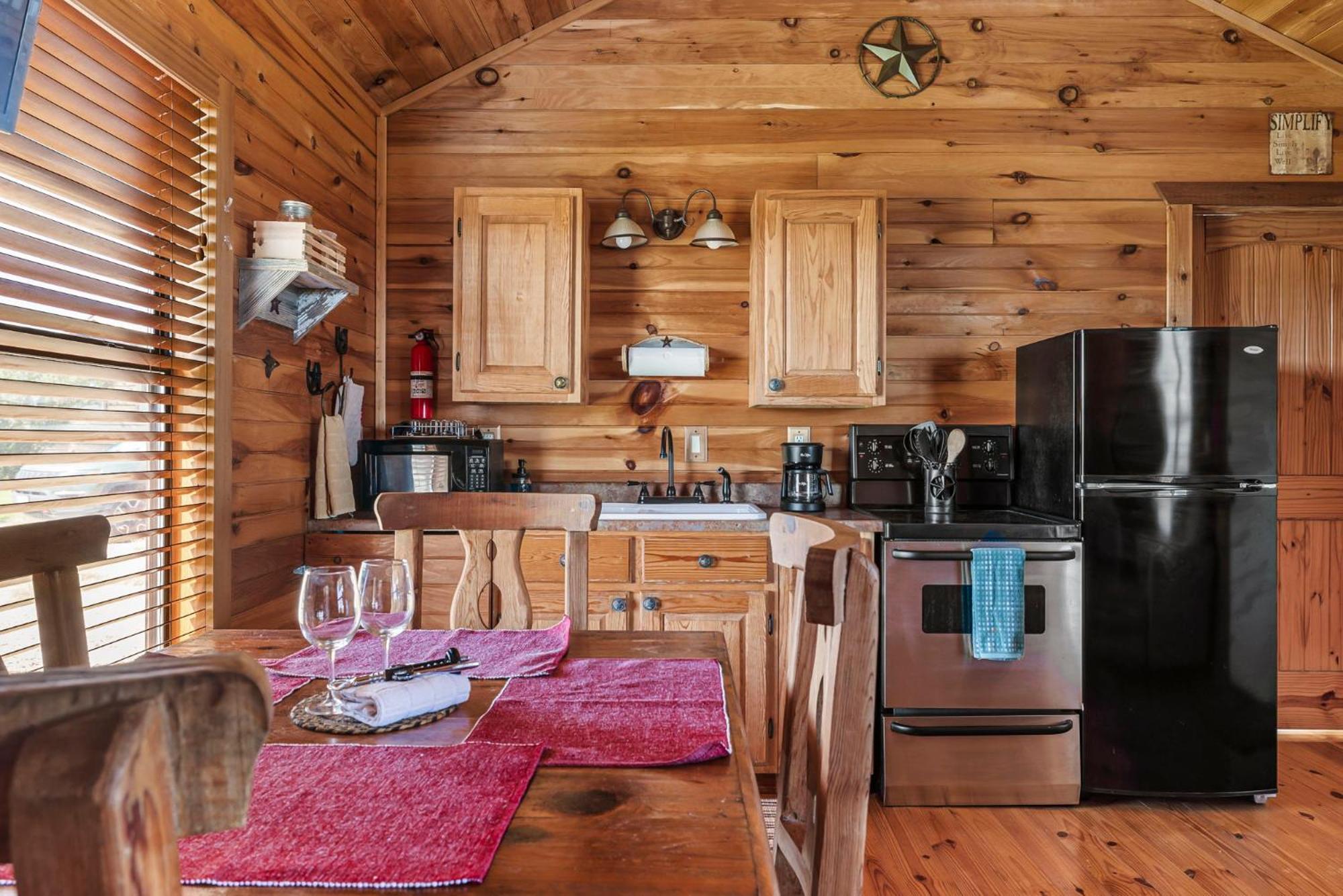 Enchanted Rockview Cabins Crabapple 客房 照片